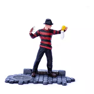 Freddy Krueger Halloween Terror Figura De Colección 20cm