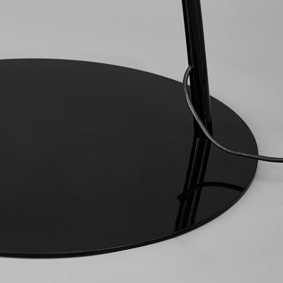 Lampara De Pie Curva Moderna Tepic Negra Apto Led Diseño 