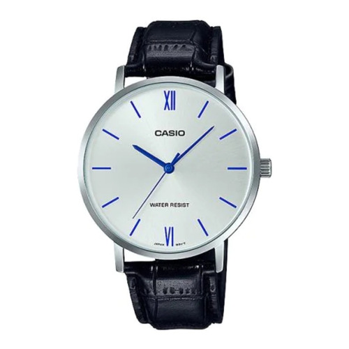 Reloj pulsera Casio Dress MTP-VT01 de cuerpo color plateado, analógico, para hombre, fondo plateado, con correa de cuero color negro, agujas color azul, dial azul, bisel color plateado y hebilla simple