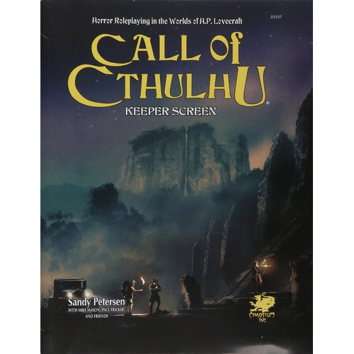 Call of Cthulhu Keeper Screen: Horror Roleplaying in the Worlds of H.P. Lovecraft, de Sandy Petersen. Serie Call of Cthulhu Editorial Chaosium, tapa dura, edición 7e en inglés, 2016