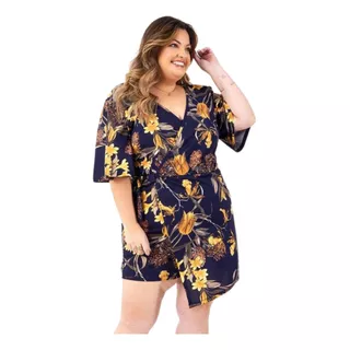 Macacão Macaquinho Curto Transpassado Plus Size Feminino