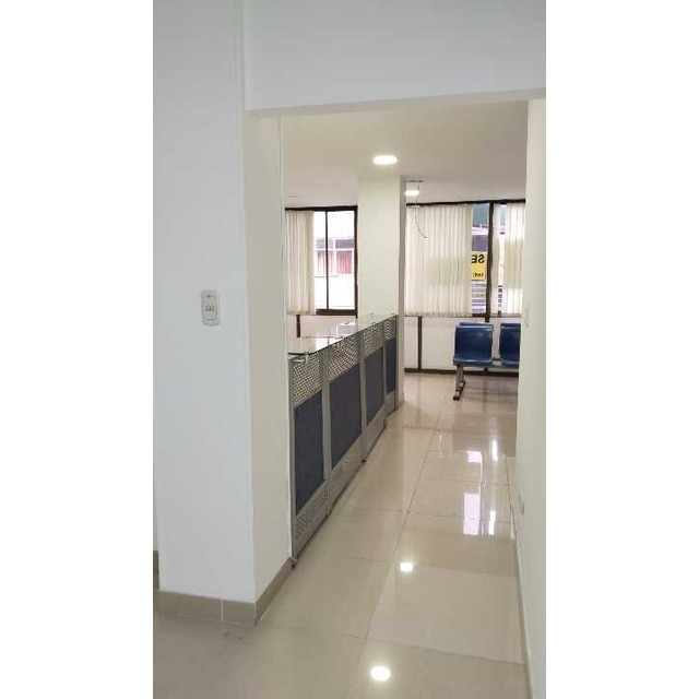 Local En Venta, Ubicado En Zona Centro Pereira