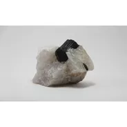 Piedra Turmalina Negra En Matriz De Cuarzo Chica