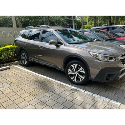 Subaru Outback 2022 2.4 Turbo Bronce Metalico Km 38,000