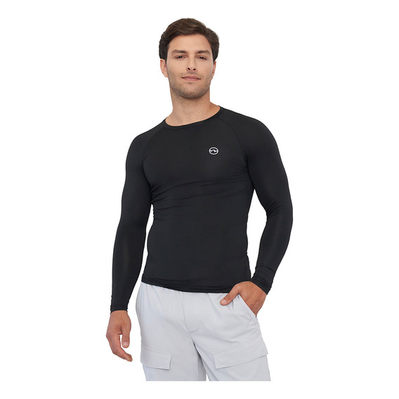 Polera Outdoor Hombre Primera Capa Negro Corona