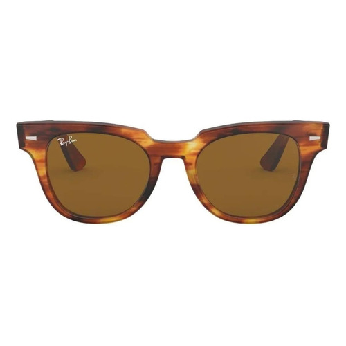 Anteojos de sol Ray-Ban Wayfarer Meteor Standard con marco de acetato color gloss striped havana, lente brown de cristal clásica, varilla tortoise de acetato - RB2168