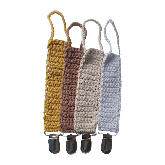 Pack X 4 Portachupetes Tejido A Crochet Con Broche Madison