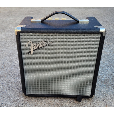 Amplificador Para Bajo Fender Rumble 15 ( 1 X 8 )