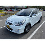   Hyundai  Accent I25 Mecanico 1.6 