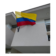Soporte Y Bandera De Colombia - Unidad a $109900