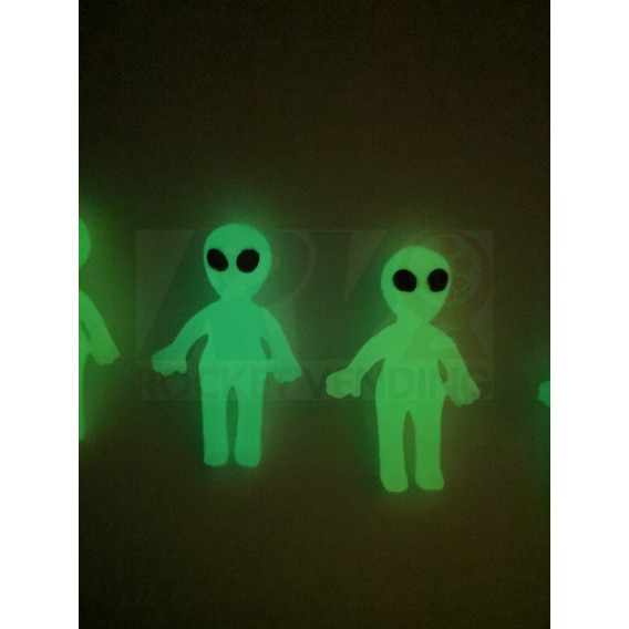 Alien Brillan En La Oscuridad Fosforescente 100 Pzas