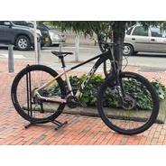 Bicicleta Itook Sikua 29 2x9 Vel Negro / Plateada