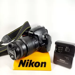 Câmera Nikon D3000 Kit Lente 18-55 Vr