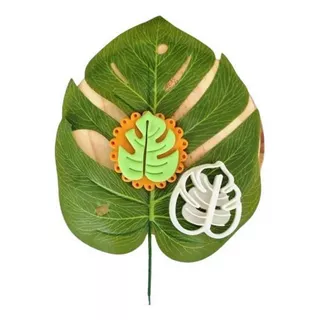 Cortador Folha Tropical Costela De Adão Pequena 6cm Cor Branco