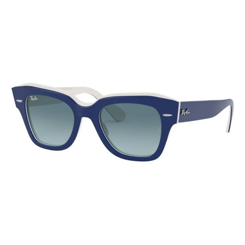 Anteojos de sol Ray-Ban Wayfarer State Street Mediano con marco de acetato color polished blue, lente blue de cristal degradada, varilla polished blue de acetato - RB2186