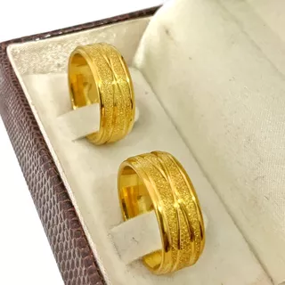 Par Alianças Compromisso Casamento 8mm Aço Inox Banhada Ouro
