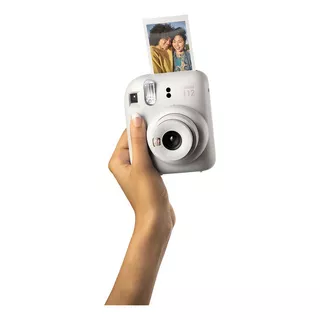 Cámara Fujifilm Instax Mini 12 Clay White + 10 Fotos 