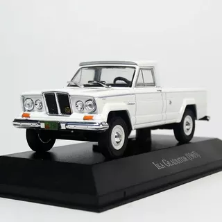 Jeep Ika Gladiator 1965- 1 /43 Coleccion Devoto Toys