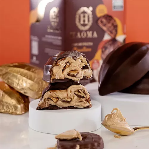 Ovo De Páscoa Caramelo Salgado E Pedaço De Biscoito Haoma