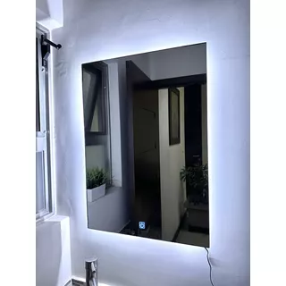 Espejo Luz Led Touch De 60 X 80cm Bisel Baño Tocador