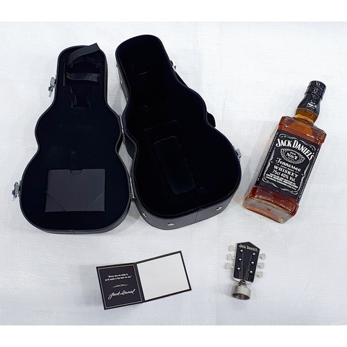 Whisky Jack Daniels 700 Ml + Estuche Guitar Edición Especial