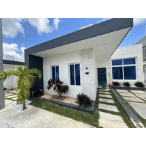 Casa En Venta En Bávaro, Punta Cana, 75m2, 2 Hab. 1 Parqueo, Excelente Oportunidad De Invertir, Zona Y Ubicación En Desarrollo, Cerca Downtown, Oportunidad, Un Sueño Hecho Realidad.