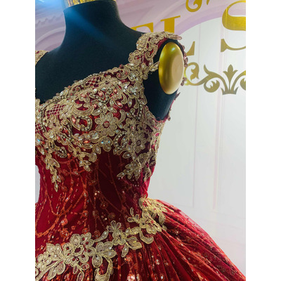 Vestido De Quinceañera Vinotinto Americano