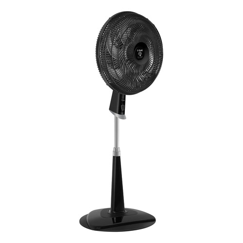 Ventilador de pie T-fal Air Max Stand Connected VE7758X0 negro con 6 aspas, 18" de diámetro