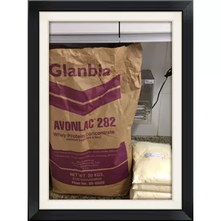 2kg Whey Protein Glanbia Avonlac 282 (2 Embalagens De 1kg)