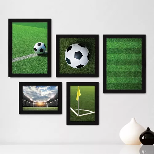 Quadro para Sala Jogador de Futebol Moldura Preta 22x32cm