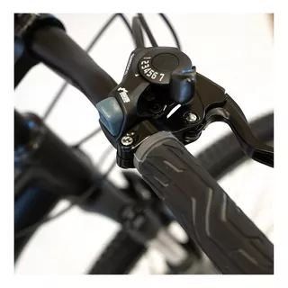 Bicicleta De Montaña Rod 29 Cuadro Aluminio Shimano Randers Color Negro Con Blanco Tamaño Del Cuadro M