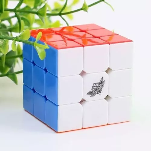 O Cubo de Rubik Chinês no deserto