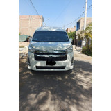 Toyota Hiace Full