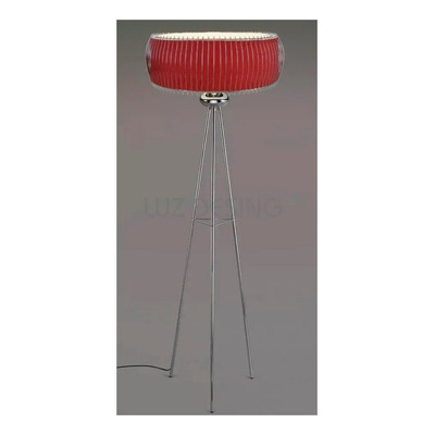 Lampara De Pie Tripode Cromo Moderna Iluminacion Deco Rojo
