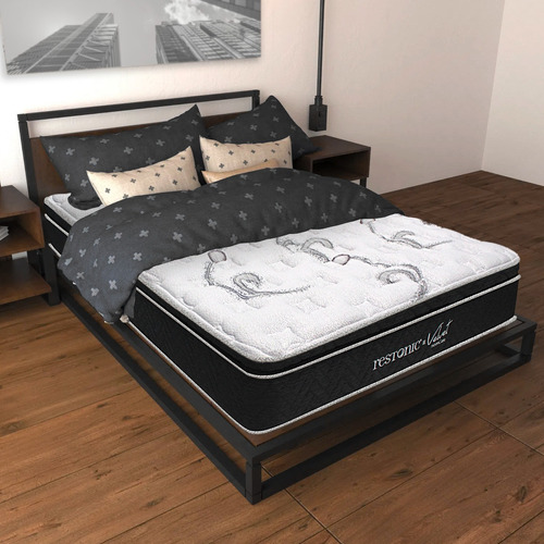 Colchon Queen Size Restonic Velvet Antibacterial Ortopedico Color Blanco/negro