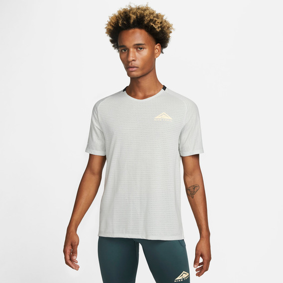 Remera Para Hombre Nike Trail Solar Chase Gris