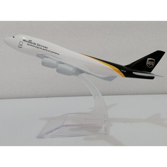 Avión B-747 Ups//escala 1:400//15cms De Largo //metálico 