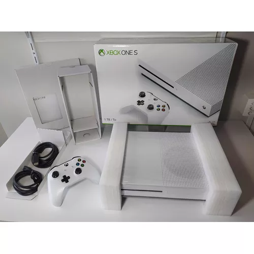 X Box One S 1tb Usado  Parcelamento sem juros