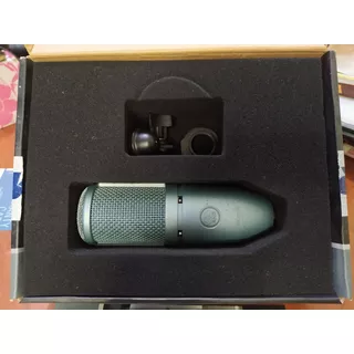 Micrófono Akg Condensador Percepción P120
