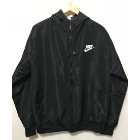 corta vento da nike preto e branco