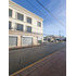 Edificio De 3 Pisos Con Locales Comerciales En Arriendo.