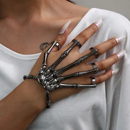 Anillo y pulsera sales