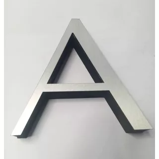 Hace Tu Logo Con Letras Corpóreas Frente Símil Metal