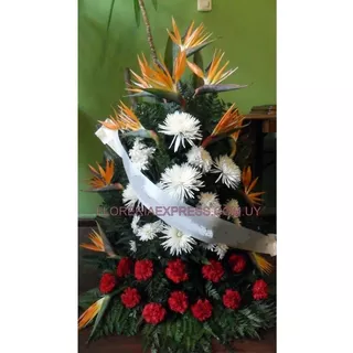 Palma Fúnebre Con Flores De Estación  