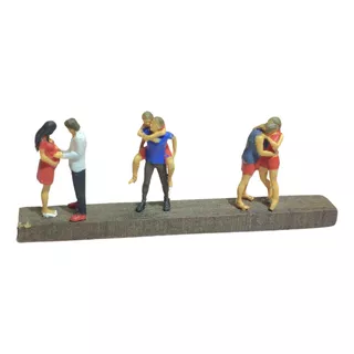 Figuras Ho 1/87 Personajes Parejas Beso Embarazada Escala