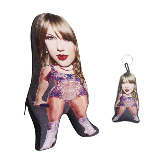 Cojín Mini Taylor Swift  Chiquita + Llavero. Cojín 27 Cm  