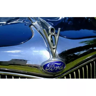 Ford 1935 Emblema De Capot V8 