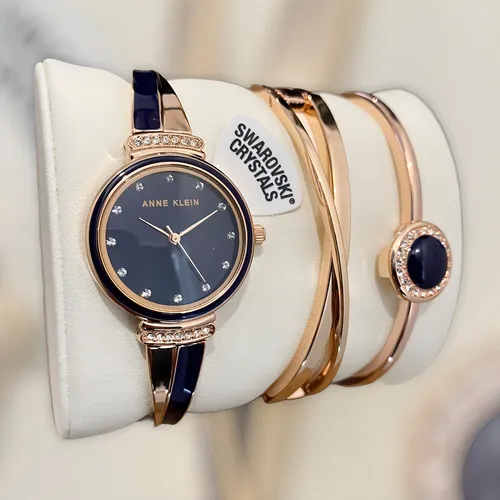 Reloj anne klein con cristales swarovski hotsell