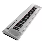 Teclado Yamaha Np12 Piaggero Piano Digital De 61 Teclas 