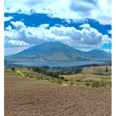 Se Vende Terreno Con Vista Panorámica Al Lago San Pablo